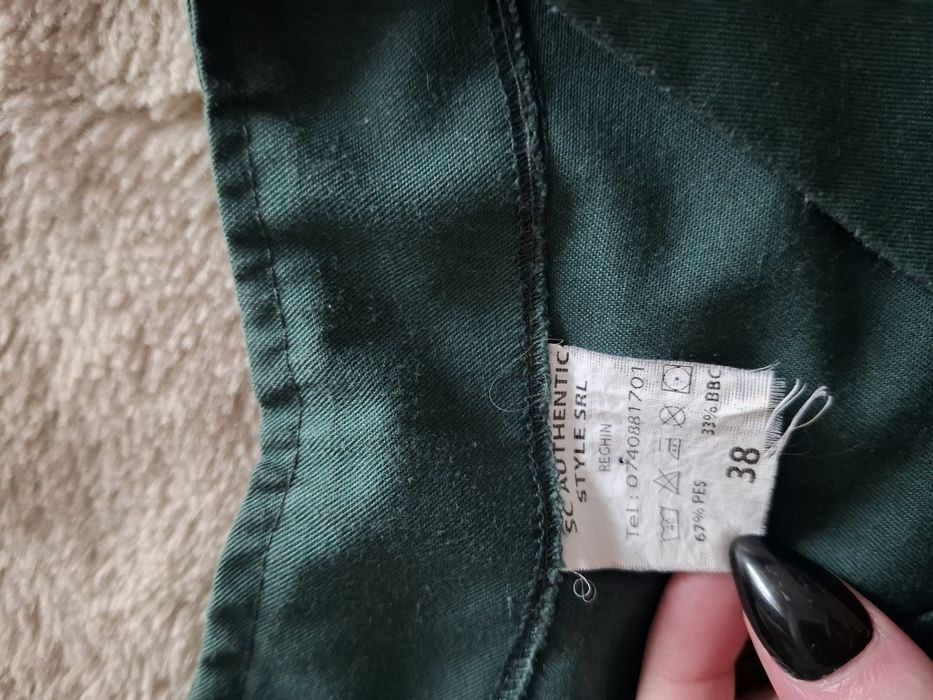 Cămașă de clinică