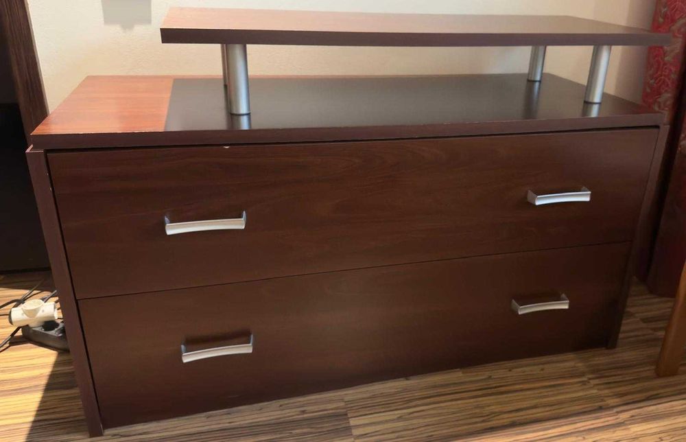 Mobilier dormitor complet wenge – tot ce se vede