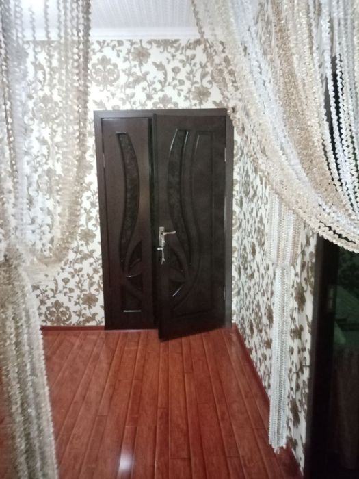 Uy sotiladi bostonliqda