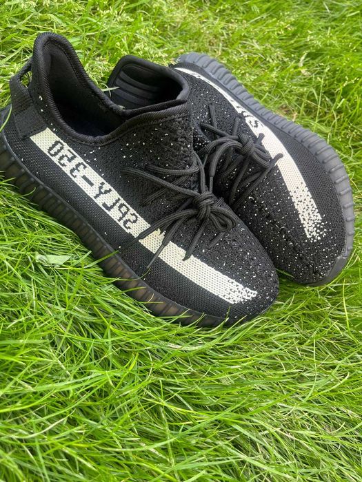yeezy boost 350 Oreo
