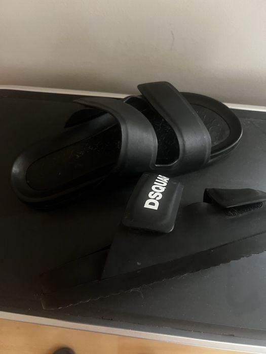 Мъжки чехли DSQUARED2