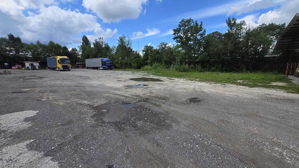 Curte, Hala depozit si Birouri in Triaj cu acces TIR