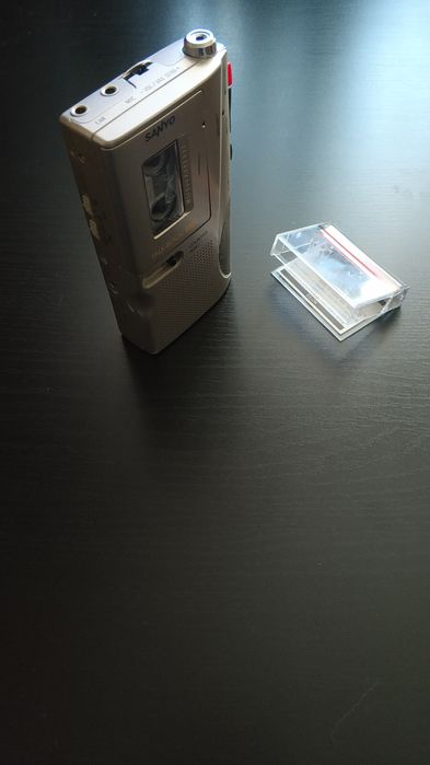 Диктофон кассетный