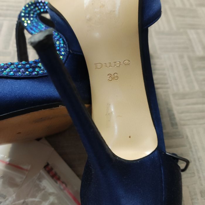 Босоножки 38 размер