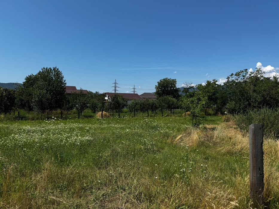 Teren intravilan de vanzare - Salatrucel, Valcea