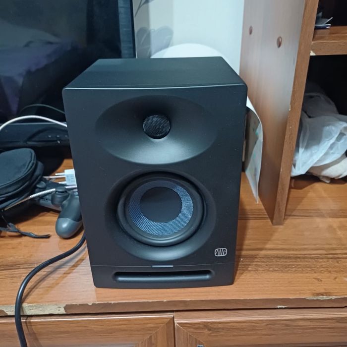 Колонка Pre Sonis Eris Studio 4