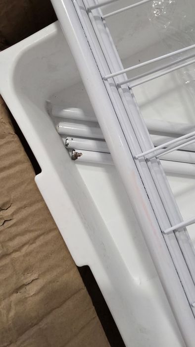 Raft jucarii si carti