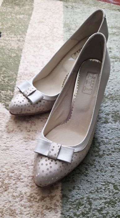 Pantofi eleganti piele