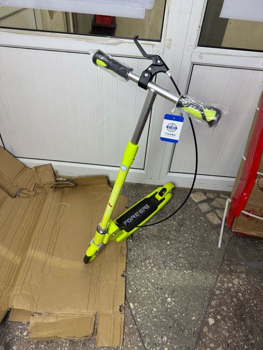 Самокат новый продаю