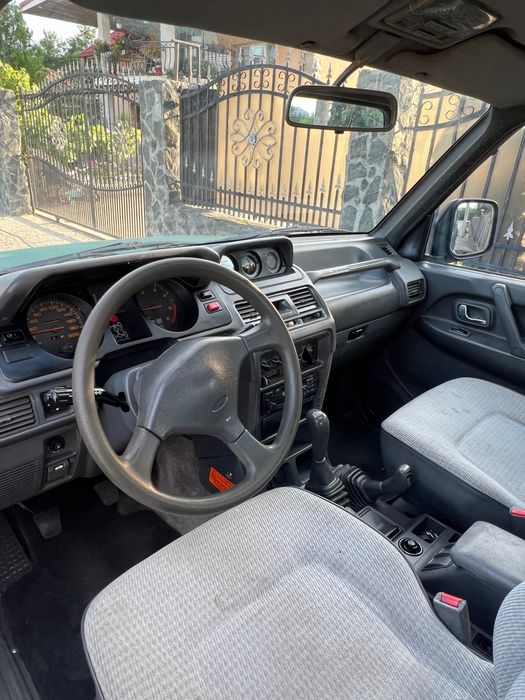 Mitubishi Pajero mk2 2.5 *fara gram de rugina*