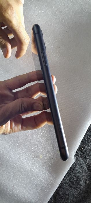 Iphone 11 pamit128 yomkost 84 kar/dak bor