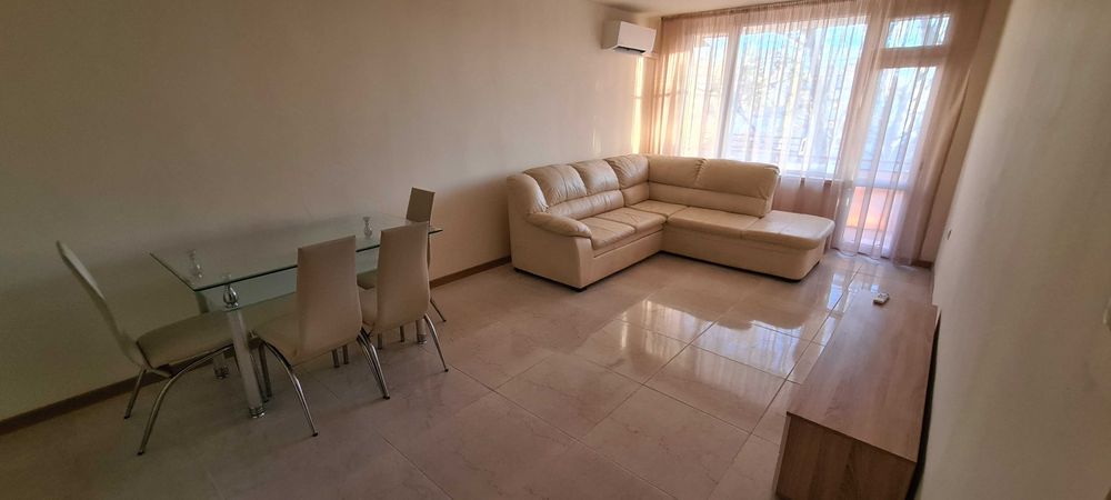 Апартамент под наем.