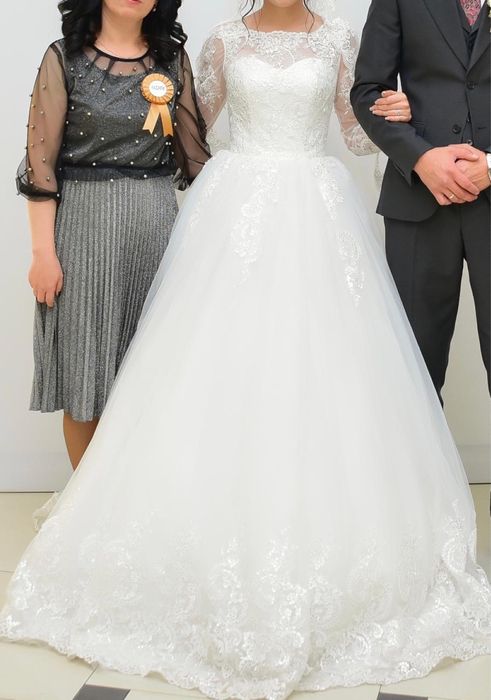 Свадебное платье