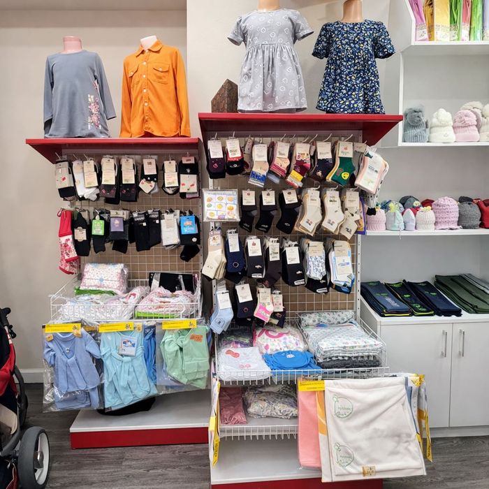 Стеллаж для носков — удобная и наглядная торговая выкладка