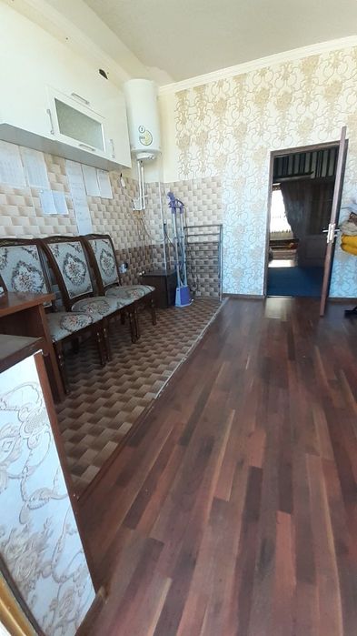 Uy sotiladi 2 xonali