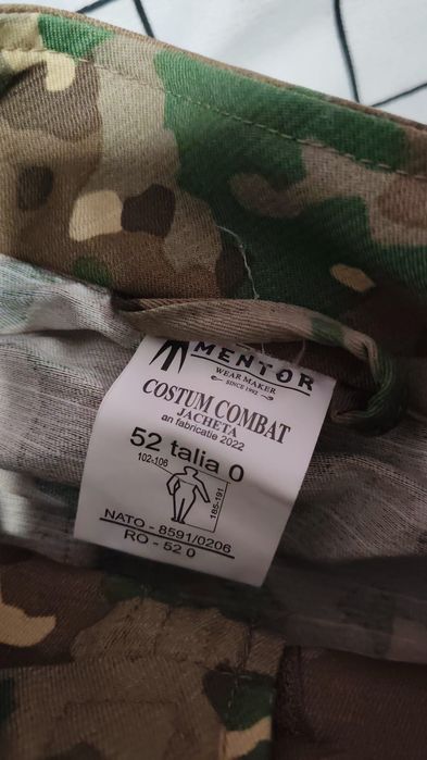 Haine camuflaj culori