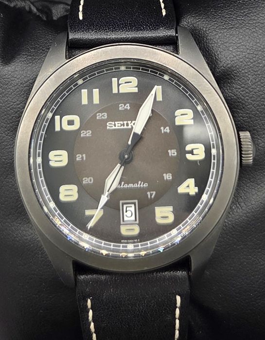 Ceas Seiko Military Automatic SRPC89K1 42.9mm Hardlex Cutie