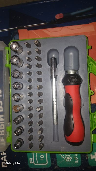 (universal otvyortka) komplekti