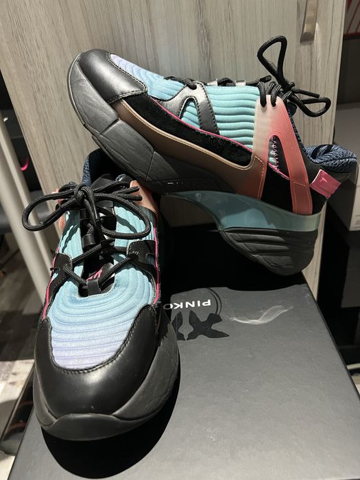 Оригинални снимърси Naked Wolfe и Pinko