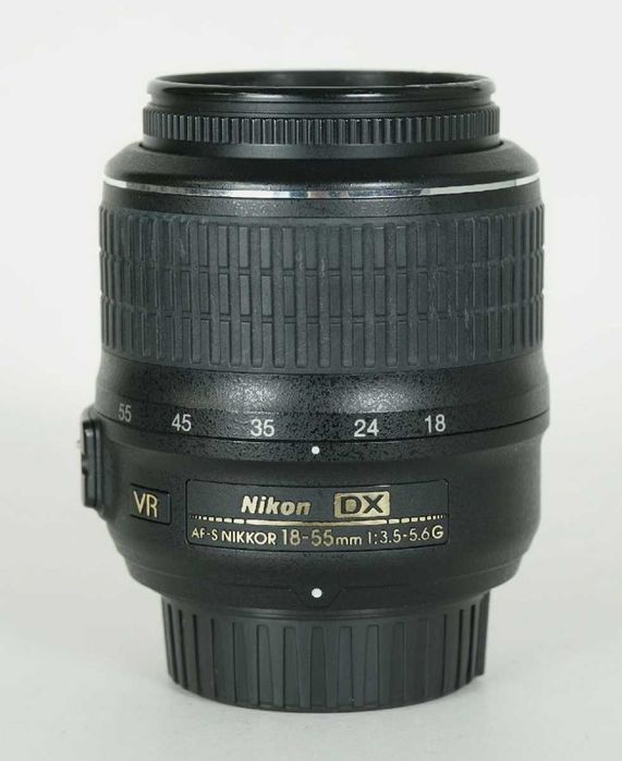 Obiectiv foto Nikon AF-S 18-55mm F3.5-5.6 G VR