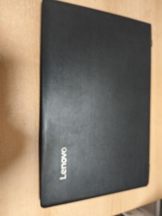 Laptop Lenovo IdeaPad procesor i3 Generatia 6 , DDr4 , display slim