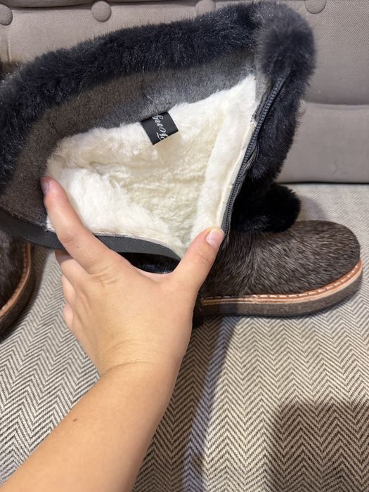 Продам унты новые