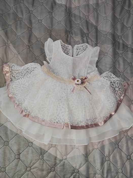 Разкошни бебешки роклички