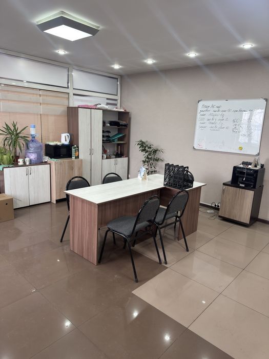 Продам офисную мебель