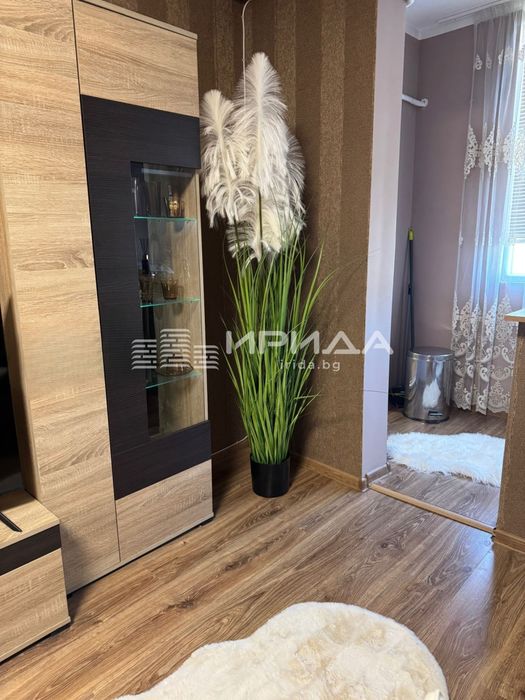 Двустаен в квартал Дружба 1