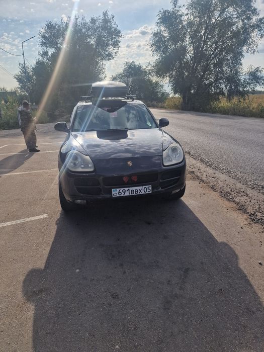 Продам порш каиен