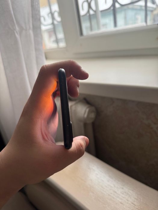 Iphone 7 plus jetblack 32gb акб 76%