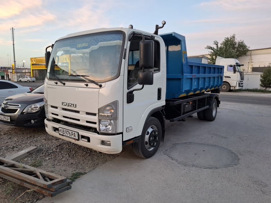 Isuzu samosval 2025
