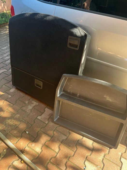 Podea si organizator Vw touran