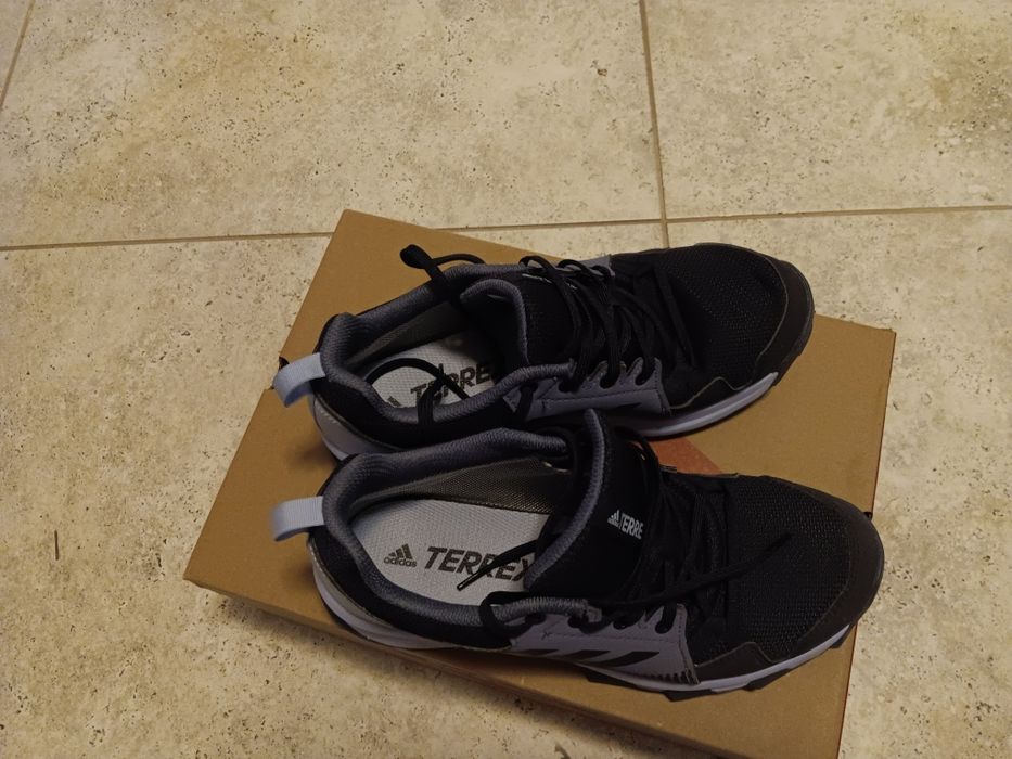 Adidași  gore  tex