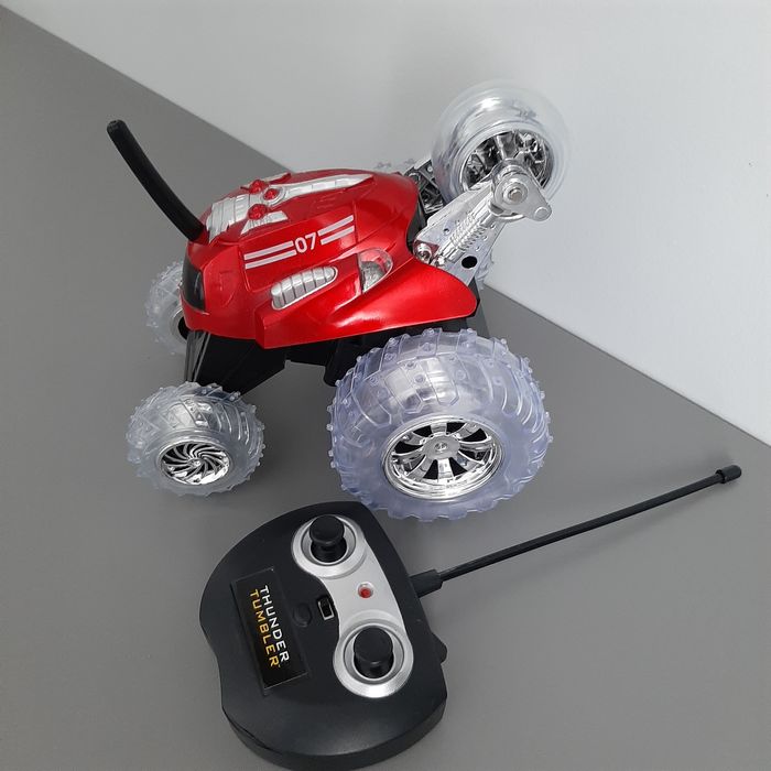 Masinuta cu telecomandă cu rotire 360 grade