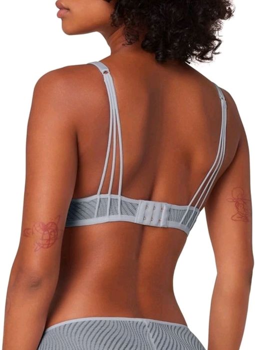 Triumph Crazy Stupid Love 38C и Women's Harmony  38B