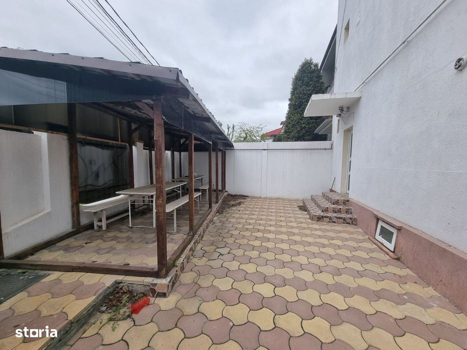 Pensiune de vânzare în Mamaia Sat, pe partea cu Hanul cu Pește