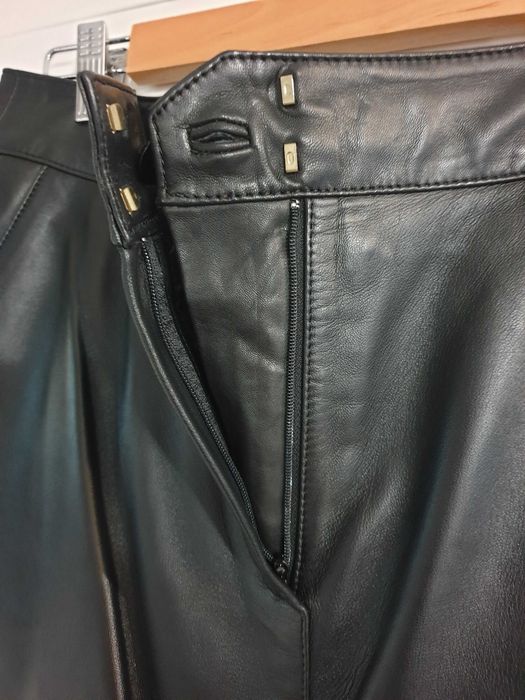 Кожен панталон Massimo Dutti