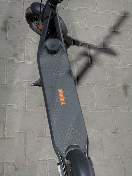 Trotineta Electrica Ninebot KickScooter F2