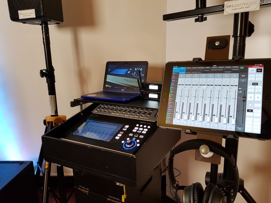 Mixer digital impecabil + Tableta IPAD, QSC TOUCHMIX 30