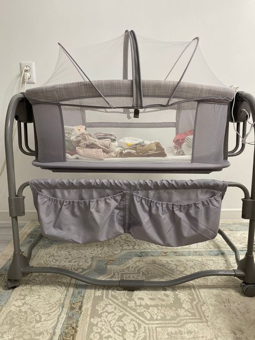 Люлька электронная новая.можно сделать манеж, два в одном.