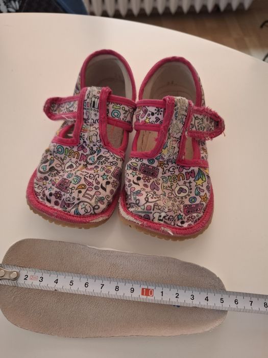 Боси обувки и пантофи размер 21, 22, 23, 24