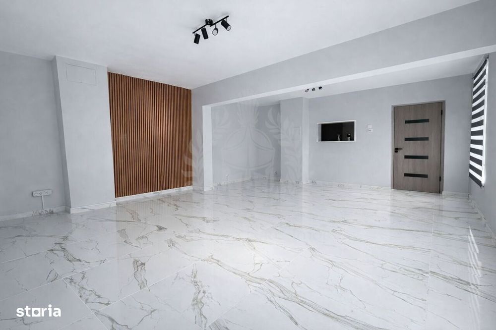 Spatiu Comercial//Zona Baraolt Vest