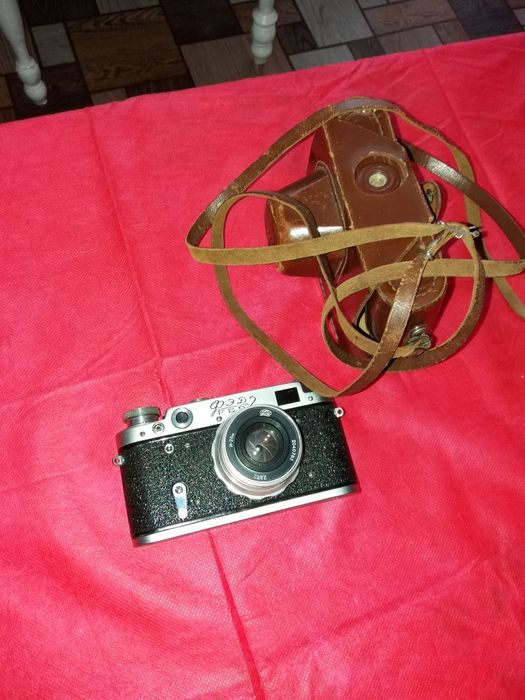 Продам фотоапарат ФЕД-2