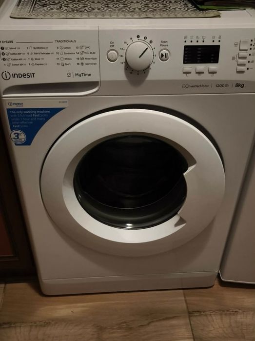 Indesit пералня, напълно функционираща