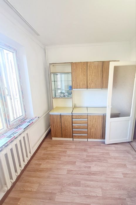 продам 1-ком. 36кв. гарышкер 2-этаж