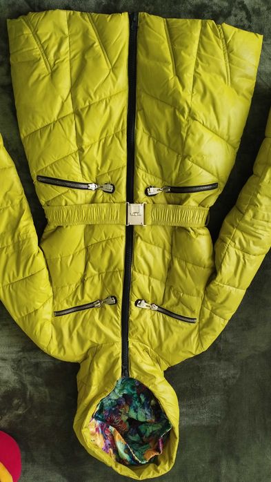 Куртка зимняя женская.