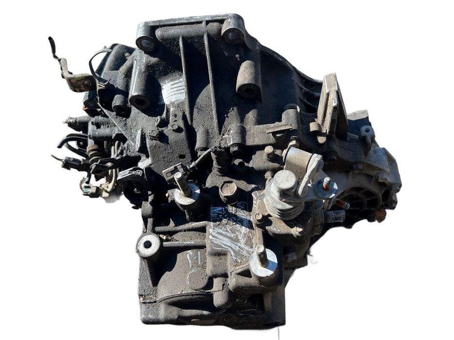 Ръчна скоростна кутия за Мазда 6 (2.0 DI 5-ск)