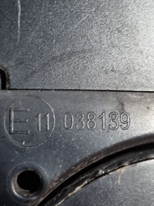 Oglinda dreapta Nissan Qashqai J11 2013 - 2017 4 Usi Ink Blue Metalizat RBN (1510) Cu rabatare electrică E11038139 Garantie