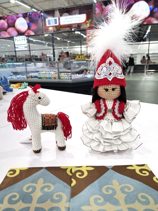 Игрушки вязаные, ручная работа